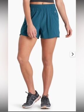 KÜHL Vantage Trainer Shorts in Everglade Teal - Size S - NWOT